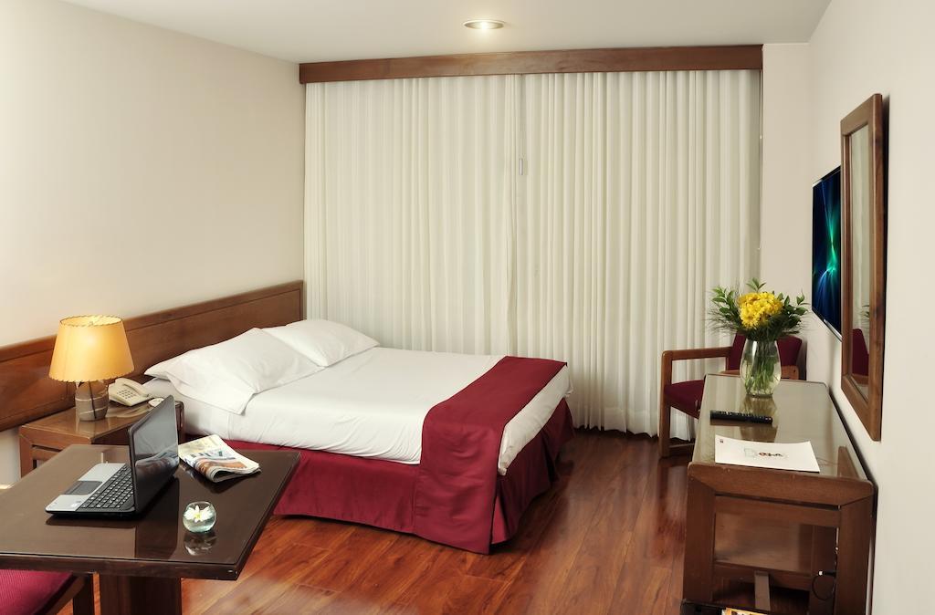 טונחה Hotel Boyaca Plaza מראה חיצוני תמונה